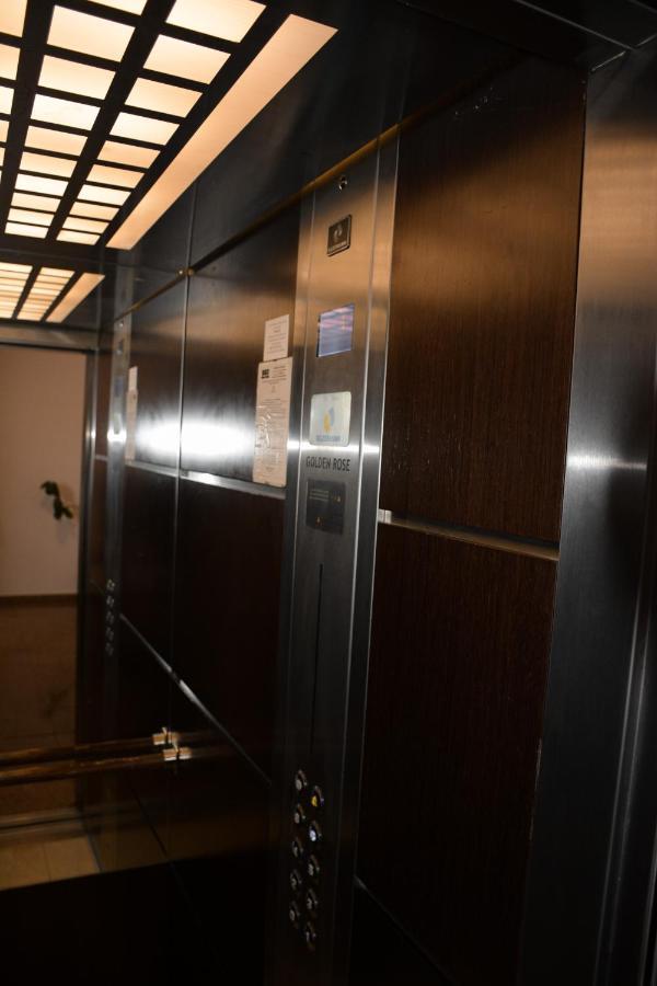 Hotel Golden Rose